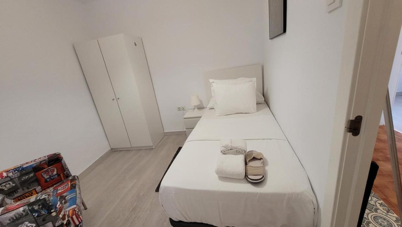 Apartaments B O D Collblanc لوسبيتاليت دي يوبريغات المظهر الخارجي الصورة