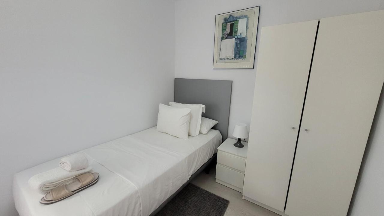 Apartaments B O D Collblanc لوسبيتاليت دي يوبريغات المظهر الخارجي الصورة